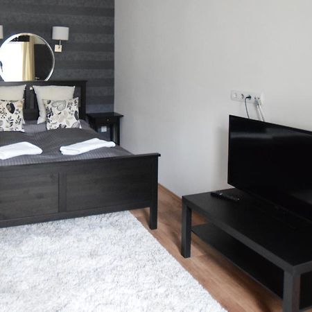 Luxury Apartment By Hi5-Varoshaz Suite Budapest Exterior foto