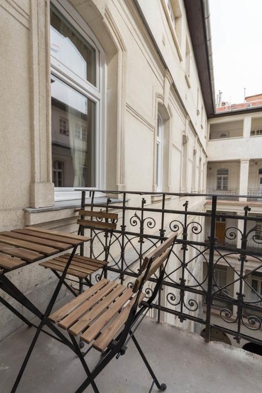 Luxury Apartment By Hi5-Varoshaz Suite Budapest Exterior foto